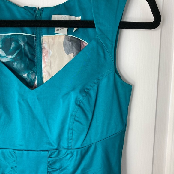 H&M Turquoise Sheath Dress with Sweetheart Neckline - Picture 4 of 9